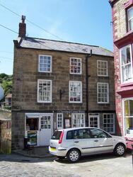 Staithes Bsitro 1.JPG